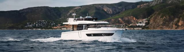 Beneteau inboard