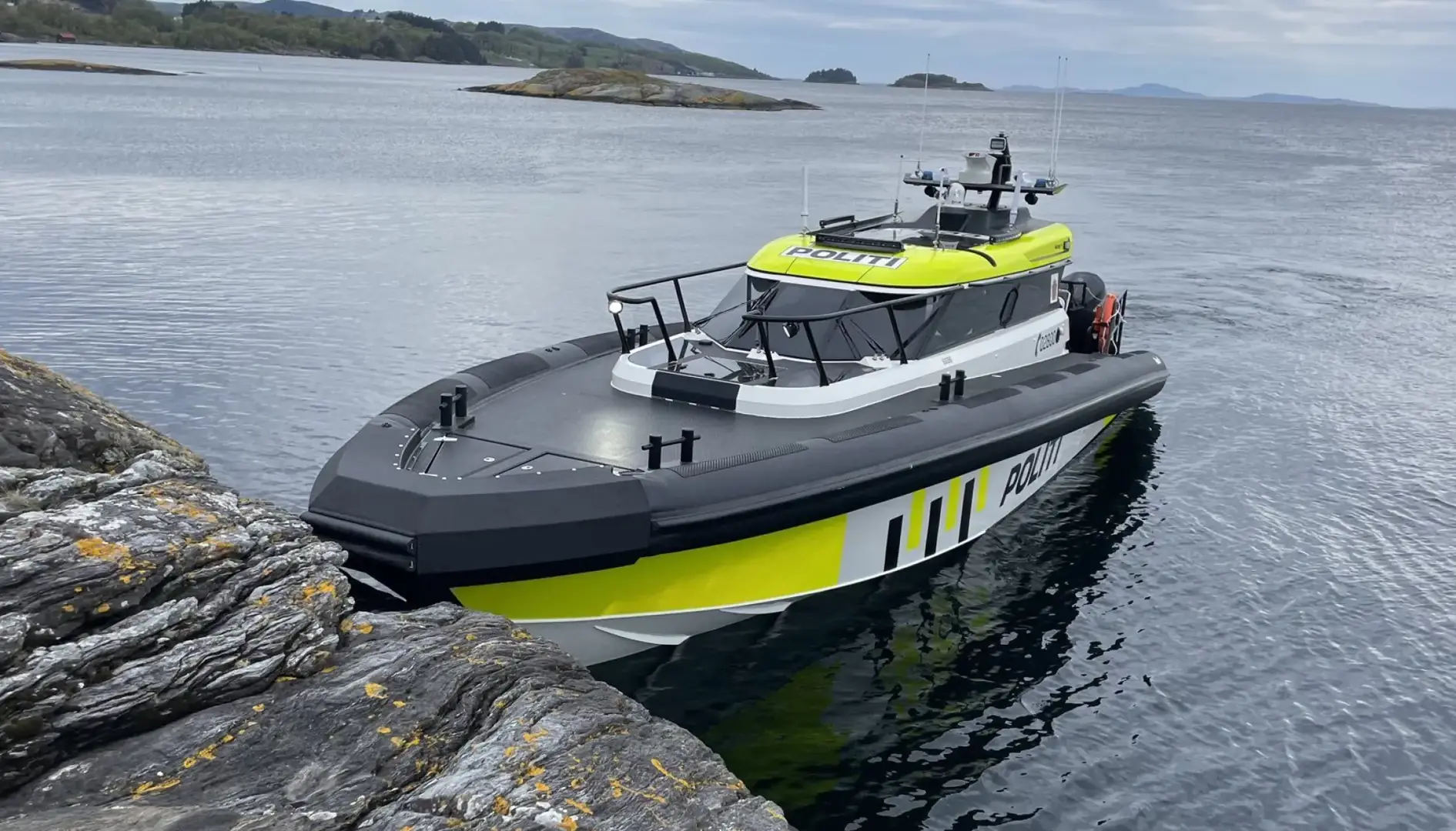 To båter av typen Marell M12 blir nå returnert til leverandøren. Foto: Sør-Øst politidistrikt