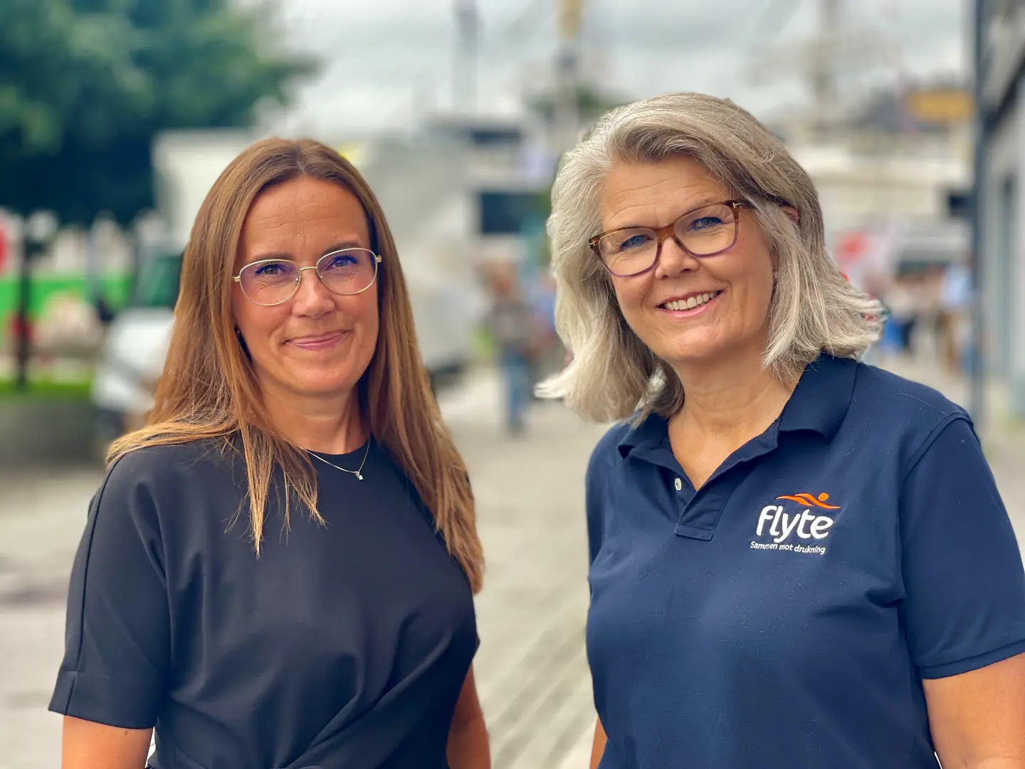 Daglig leder i Flyte, Mia Bergmann (th), er skuffet og mener statsråd Marianne Sivertsen Næss nye handlingsplan ikke er konkret nok.